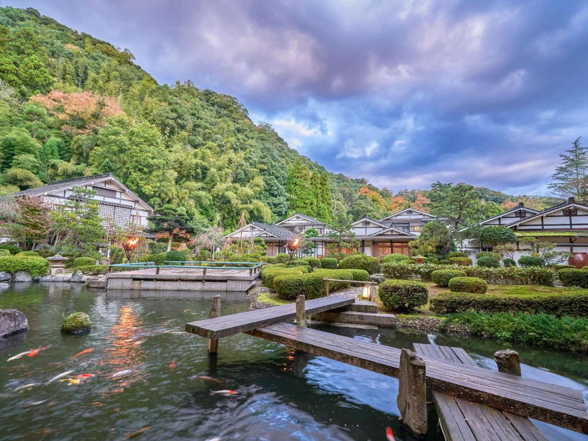 Ooedo Onsen Monogatari Premium Saiki Bekkan Misasa ภายนอก รูปภาพ
