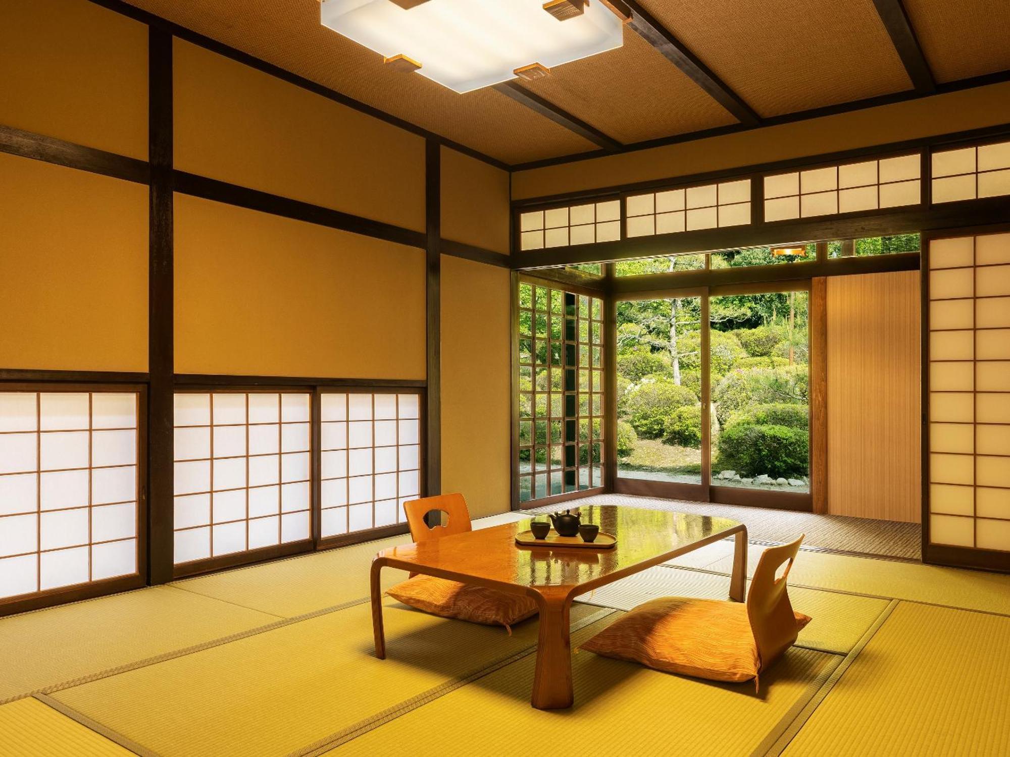 Ooedo Onsen Monogatari Premium Saiki Bekkan Misasa ภายนอก รูปภาพ